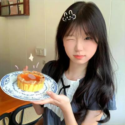 衣橱里的她1